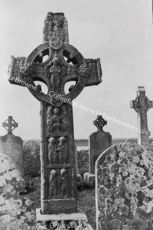 FLANN'S CROSS EAST FACE